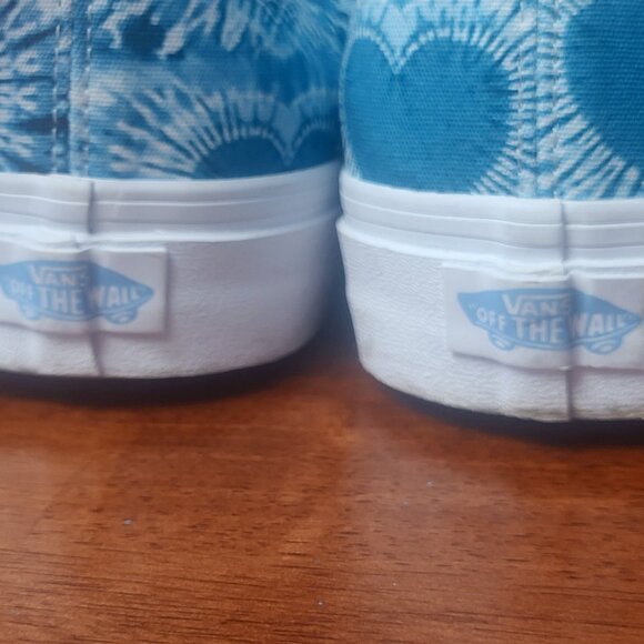Vans ~ Tie Dye Hearts Limited Edition Sneakers ~ NWOT - Picture 5 of 7